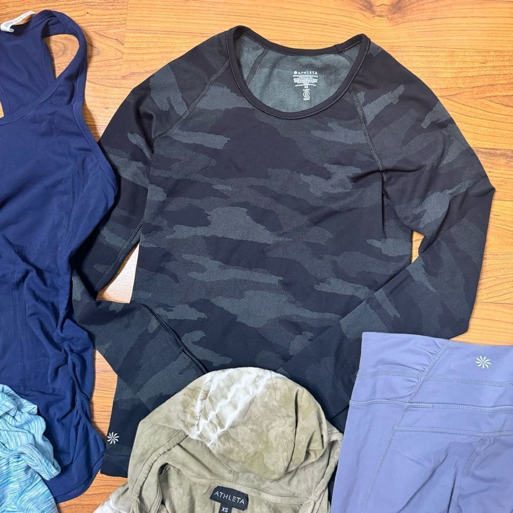 Athleta Bundle Of Size Xs - image 4